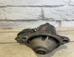 Стартер для VW Passat B5 (1996-2000)  запчасти бу