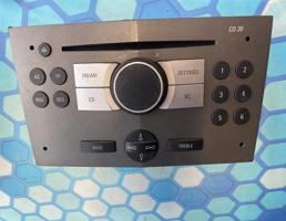 Магнитола для Opel Astra H (2004-2015)  запчасти бу