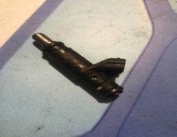 Форсунка топливная бензиновая для Audi A4 / B6 (2000-2004)  запчасти бу