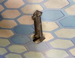 Кронштейн для VW Passat B6 (2005-2010)  запчасти бу