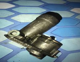 Кронштейн масляного фильтра для Audi A6 / C5 (1997-2004)  запчасти бу