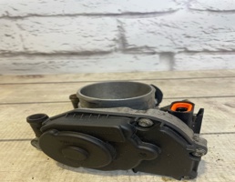 Дроссельная заслонка для VW Passat B5 (1996-2000)  запчасти бу