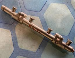 Топливная рампа для Audi Q3 / 8U (2011-2014)  запчасти бу