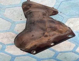 Коллектор выпускной для VW Touareg 1 (2002-2007)  запчасти бу