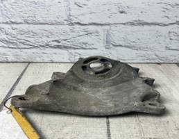 Кронштейн кпп для Audi A6 / C5 (1997-2004)  запчасти бу