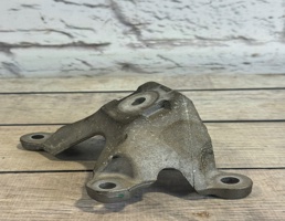 Кронштейн двигателя для Audi A6 / C6 4F (2004-2011)  запчасти бу