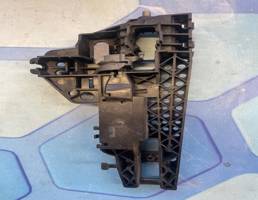 Кронштейн ручки двери для Audi A7 (2011-)  запчасти бу