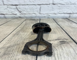 Поршень в сборе с шатуном для VW Passat B6 (2005-2010)  запчасти бу