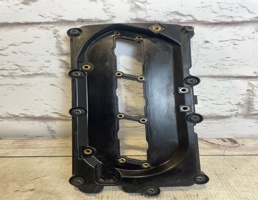 Клапанная крышка для Audi Q7 / 4L (2005-2015)  запчасти бу