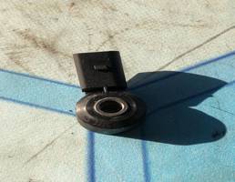 Датчик детонации  для VW Passat B6 (2005-2010)  запчасти бу