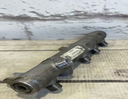 Топливная рампа для Audi Q7 / 4L (2005-2015)  запчасти бу