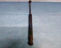 Амортизатор двери багажника для Ford Focus II (2005-2008) Дорестайлинг  запчасти бу