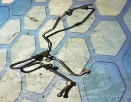 Трубка топливная для Audi A4 / B8 (2007-2015)  запчасти бу