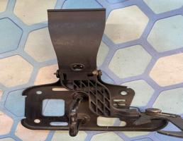 крючок капота для Audi A5 / S5 / 8T / Coupe / Sportback (2008-2016)  запчасти бу