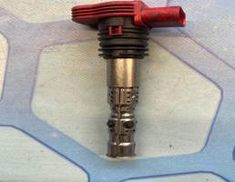 Катушка зажигания  для Audi A6 / C5 (1997-2004)  запчасти бу