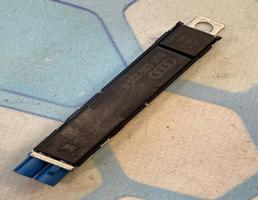 Усилитель антенны для Audi Q3 / 8U (2011-2014)  запчасти бу