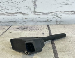 Катушка зажигания  для VW Golf VII (2012-2017)  запчасти бу