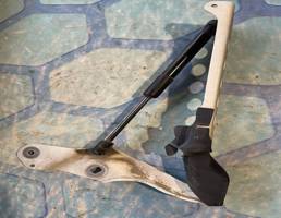 Петля капота правая для Audi A8 4H (2010-2017)  запчасти бу