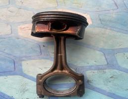 Поршень в сборе с шатуном для Audi A6 / C6 4F (2004-2011)  запчасти бу