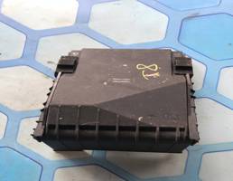 Крышка блока предохранителей для VW Passat B6 (2005-2010)  запчасти бу