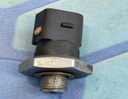 Датчик давления масла для Audi A6 / C6 4F (2004-2011)  запчасти бу