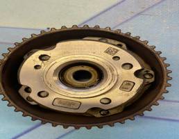 Механизм изменения фаз ГРМ для Audi A1 (2010-)  запчасти бу