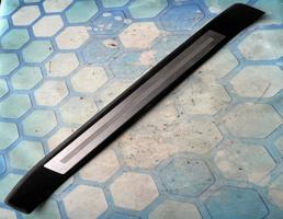 Накладка порога внутренняя передняя правая для Audi A4 / B7 (2005-2007)  запчасти бу