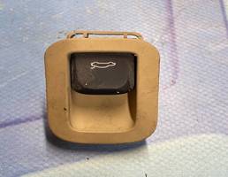 Кнопка открывания багажника  для Audi A8 4H (2010-2017)  запчасти бу