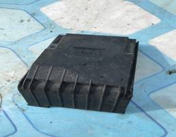 Крышка блока предохранителей для VW Passat B6 (2005-2010)  запчасти бу