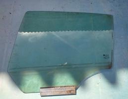 Стекло двери задней левой для Opel Astra H (2004-2015)  запчасти бу