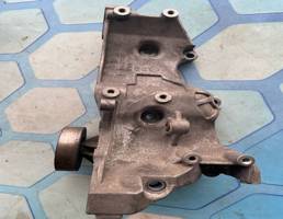 Кронштейн генератора для Audi A4 / B7 (2005-2007)  запчасти бу