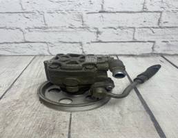 Насос гидроусилителя для Audi A4 / B8 (2007-2015)  запчасти бу