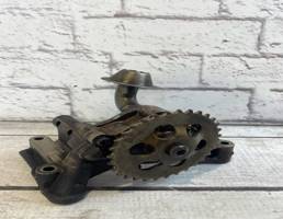 Масляный насос для Skoda Octavia / A5 1Z / (2004-2013)  запчасти бу