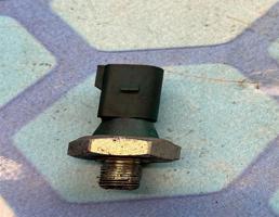 Датчик давления масла для Skoda Roomster (2006-2015)  запчасти бу