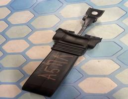 Ограничитель двери передней левой для Audi A5 / S5 / 8T / Coupe / Sportback (2008-2016)  запчасти бу