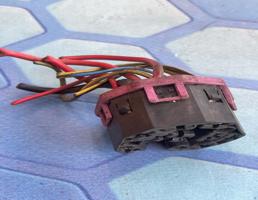 Фишка Разъем Штекер VAG для VW Passat B5 (1996-2000)  запчасти бу