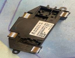 Регулятор отопителя печки для Audi A8 4H (2010-2017)  запчасти бу