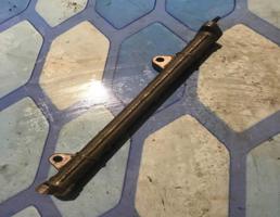 Топливная рампа для Hyundai Santa Fe (2000-2012)  запчасти бу