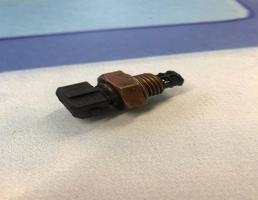 Датчик температуры воздуха для Chevrolet Aveo (T200) 2003-2008  запчасти бу