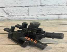 Корпус термостата для Skoda Octavia / A5 1Z / (2004-2013)  запчасти бу