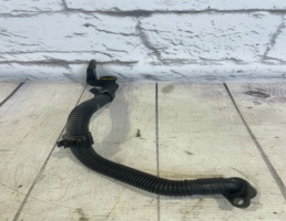 Патрубок системы вентиляции картера для Audi A5 / S5 / 8T / Coupe / Sportback (2008-2016)  запчасти бу