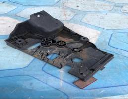 Крепление АКБ (корпус/подставка) для Land Rover Range Rover Sport (2005-2012)  запчасти бу