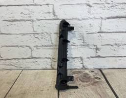 Топливная рампа для VW Golf V (2003-2009)  запчасти бу