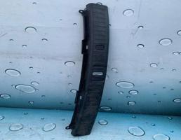 Накладка замка багажника для Lexus RX 400h (2003-2009)  запчасти бу