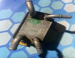 Радиатор масляный для Volvo S40 IV (2004-2012)  запчасти бу